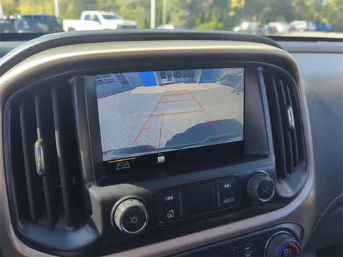 Used 2022 GMC Canyon Denali image 15