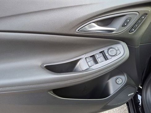 Used 2024 Buick Encore GX Avenir w/ Avenir Convenience Package image 22