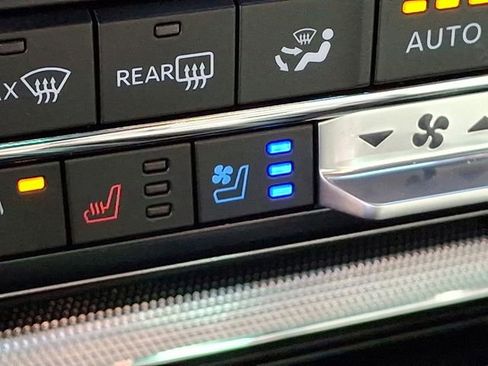 Used 2024 Ford F150 Lariat image 35