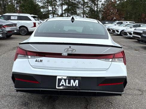 New 2026 Hyundai Elantra Sport image 4