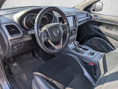 Used 2017 Jeep Grand Cherokee Trailhawk w/ Trailhawk Luxury Group image 9