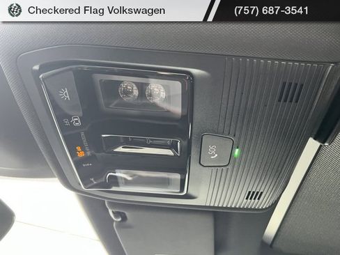 New 2025 Volkswagen GTI SE image 48