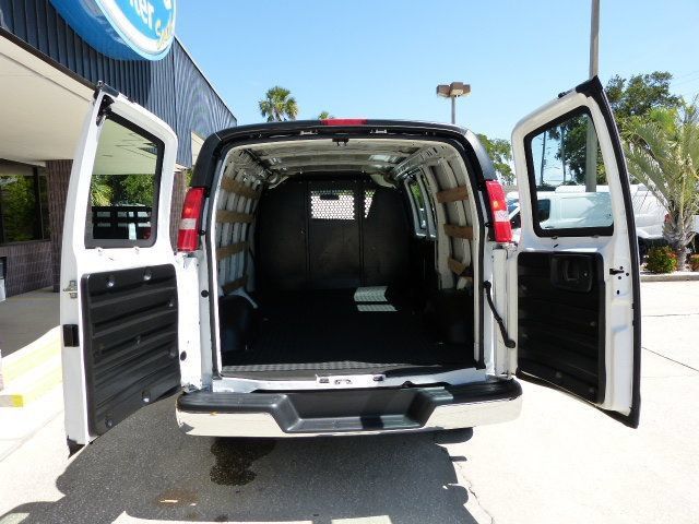 Used 2022 GMC Savana 2500 w/ Driver Convenience Package RWD image 13