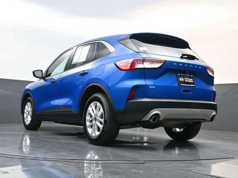 Used 2021 Ford Escape SE image 27