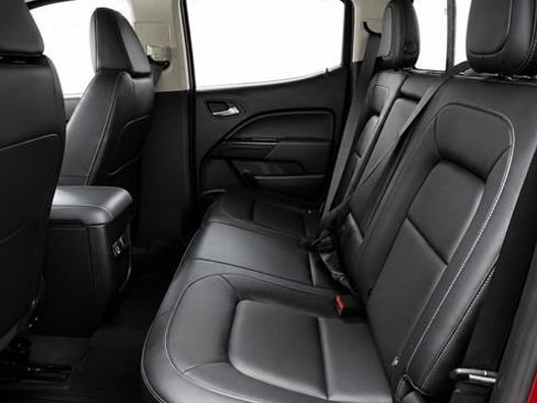 Used 2021 Chevrolet Colorado Z71 w/ Safety Package AWD/4WD image 25