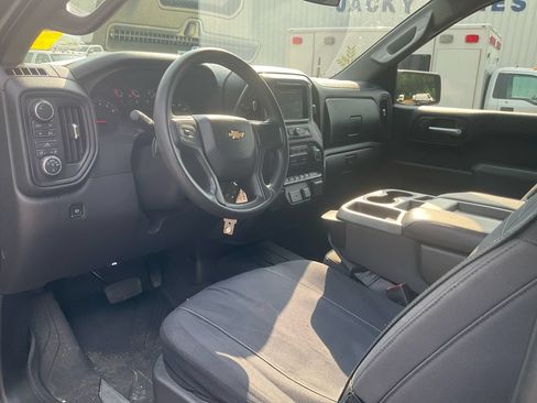 Used 2020 Chevrolet Silverado 1500 W/T w/ WT Convenience Package AWD/4WD image 13