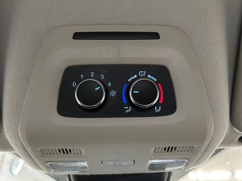 Used 2021 Ford Transit 350 XLT RWD image 31