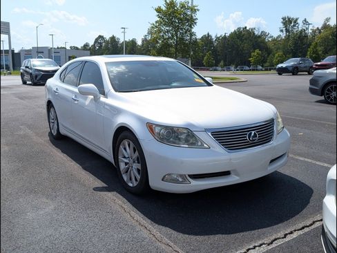 Used 2008 Lexus LS 460 RWD image 2