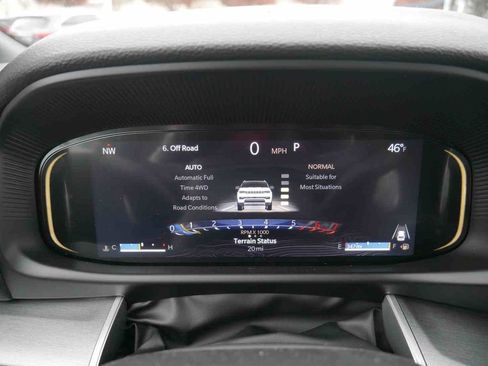 New 2025 Jeep Wagoneer L Series II image 39