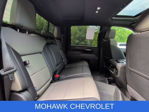 Certified 2024 Chevrolet Silverado 2500 ZR2 w/ Technology Package AWD/4WD image 29