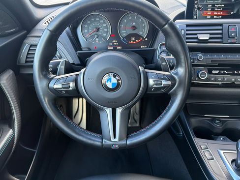 Used 2017 BMW M2 image 18