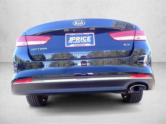 Used 2017 Kia Optima EX w/ Premium Package FWD video 3
