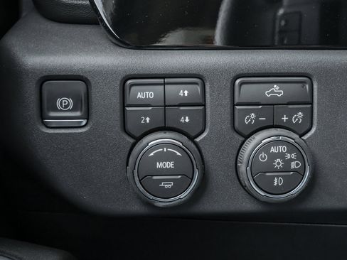 New 2026 Chevrolet Silverado 1500 LT Trail Boss w/ LPO, Dark Essentials Package image 25