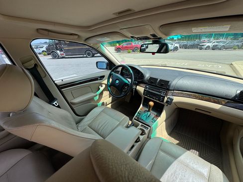 Used 2001 BMW 330i Sedan RWD image 18
