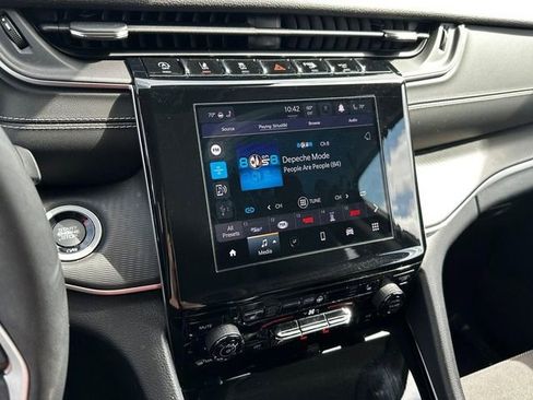 Used 2023 Jeep Grand Cherokee L Laredo w/ Luxury Tech Group I AWD/4WD image 21