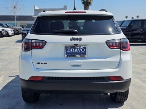 New 2026 Jeep Compass Latitude AWD/4WD image 21