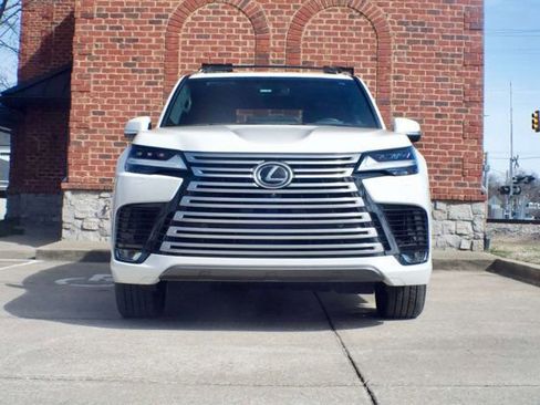 Used 2023 Lexus LX 600 4WD w/ Interior Upgrade Package image 2