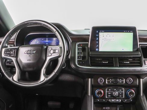 Used 2024 Chevrolet Tahoe Z71 w/ Luxury Package AWD/4WD image 18