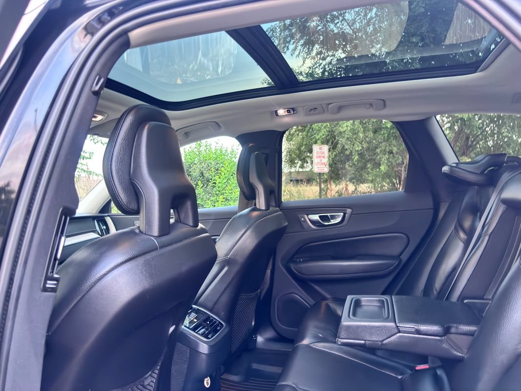 Used 2018 Volvo XC60 T5 Inscription w/ Convenience Package AWD/4WD image 36