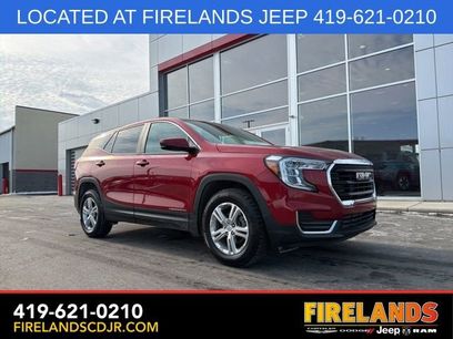 Used 2024 GMC Terrain SLE w/ LPO, Floor Liner Package