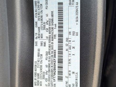 Used 2019 Ford F250 Lariat w/ Lariat Value Package image 32