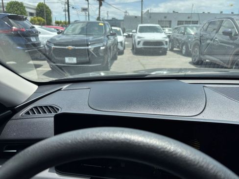 Used 2025 Kia K5 LXS FWD image 39