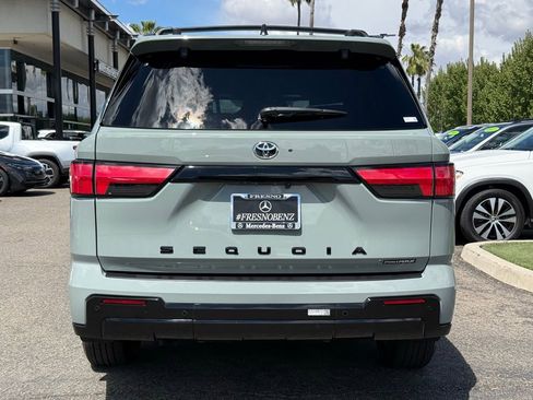 Used 2025 Toyota Sequoia Limited w/ Tow Technology Package AWD/4WD image 20