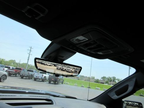 Used 2021 GMC Sierra 1500 AT4 w/ AT4 Value Package AWD/4WD image 36