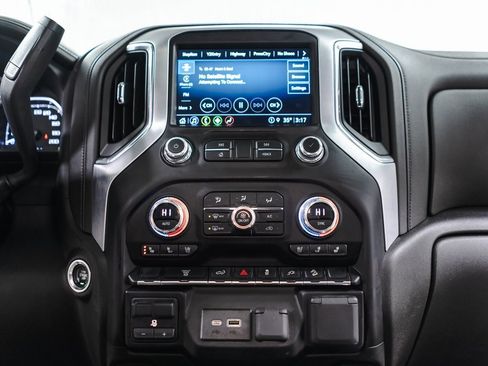 Used 2023 GMC Sierra 2500 SLT w/ SLT Convenience Package image 14