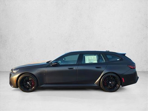 New 2026 BMW M5 Touring AWD/4WD image 5