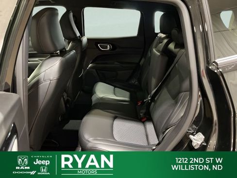 New 2026 Jeep Compass Latitude AWD/4WD image 45