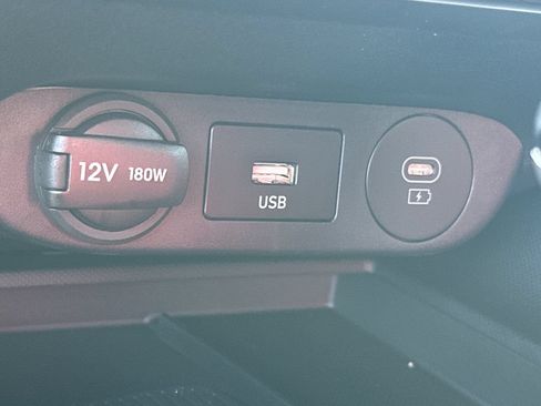 Certified 2025 Hyundai Elantra Sport FWD image 31