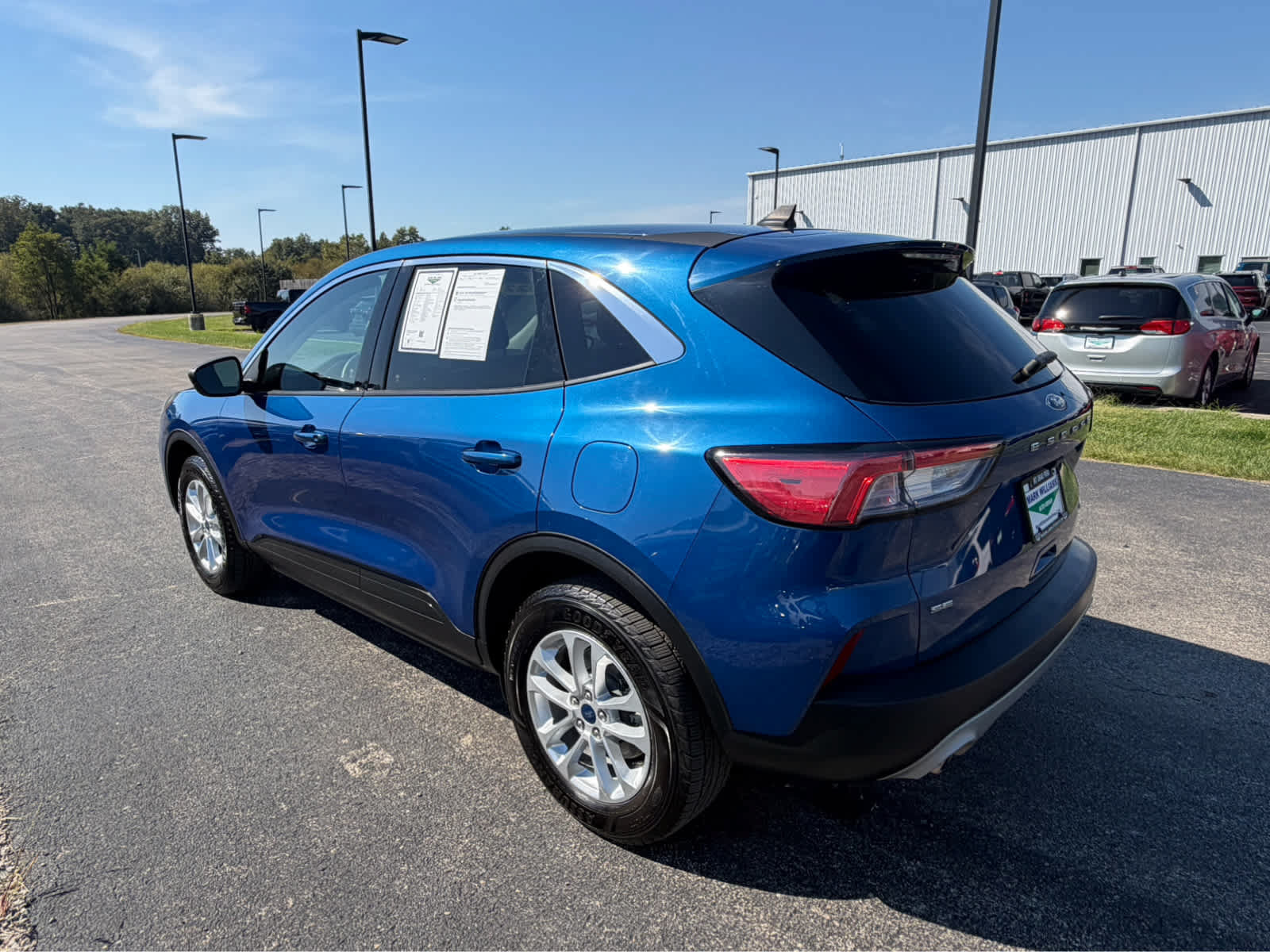 Used 2022 Ford Escape SE AWD/4WD image 7