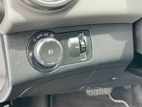 Used 2013 Chevrolet Sonic LTZ image 27