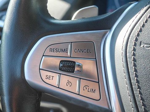 Used 2022 BMW X7 xDrive40i w/ Premium Package AWD/4WD image 22