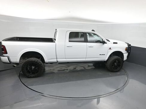 Used 2022 RAM 2500 Limited AWD/4WD image 32