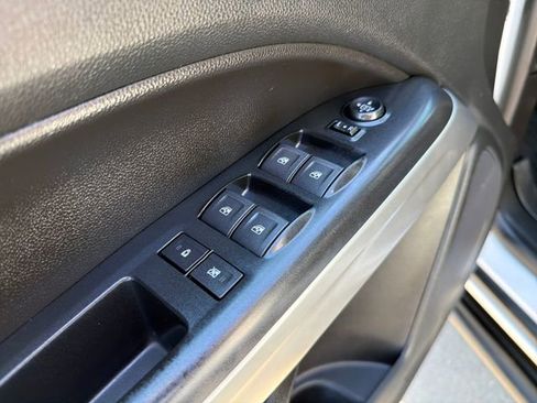 Used 2019 Chevrolet Colorado ZR2 image 13