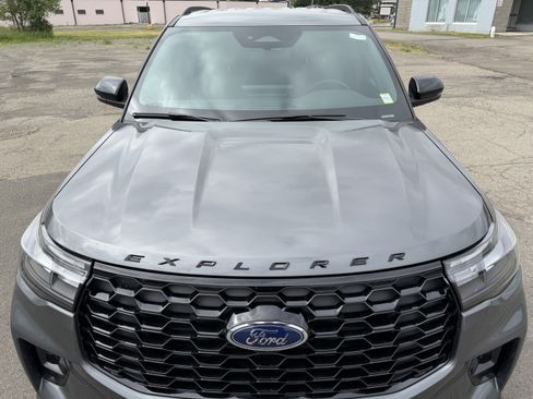 New 2026 Ford Explorer ST-Line AWD/4WD image 5