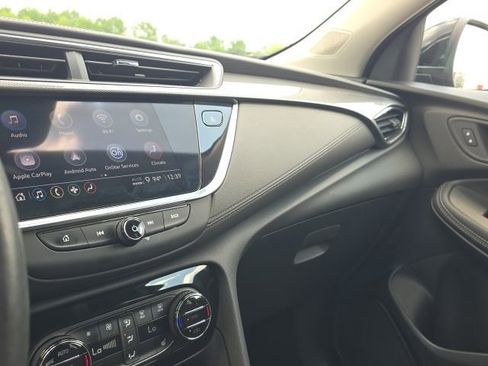 Used 2023 Buick Encore GX Essence w/ Experience Buick Package FWD image 24