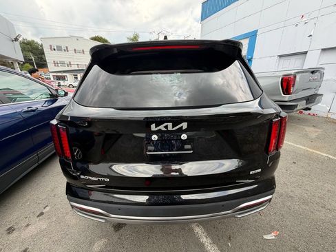 Used 2023 Kia Sorento EX AWD/4WD image 4