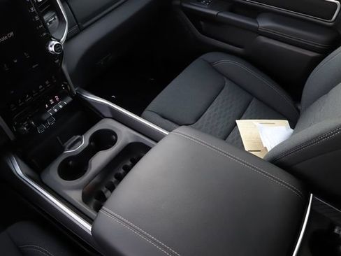 New 2026 RAM 1500 Big Horn AWD/4WD image 27