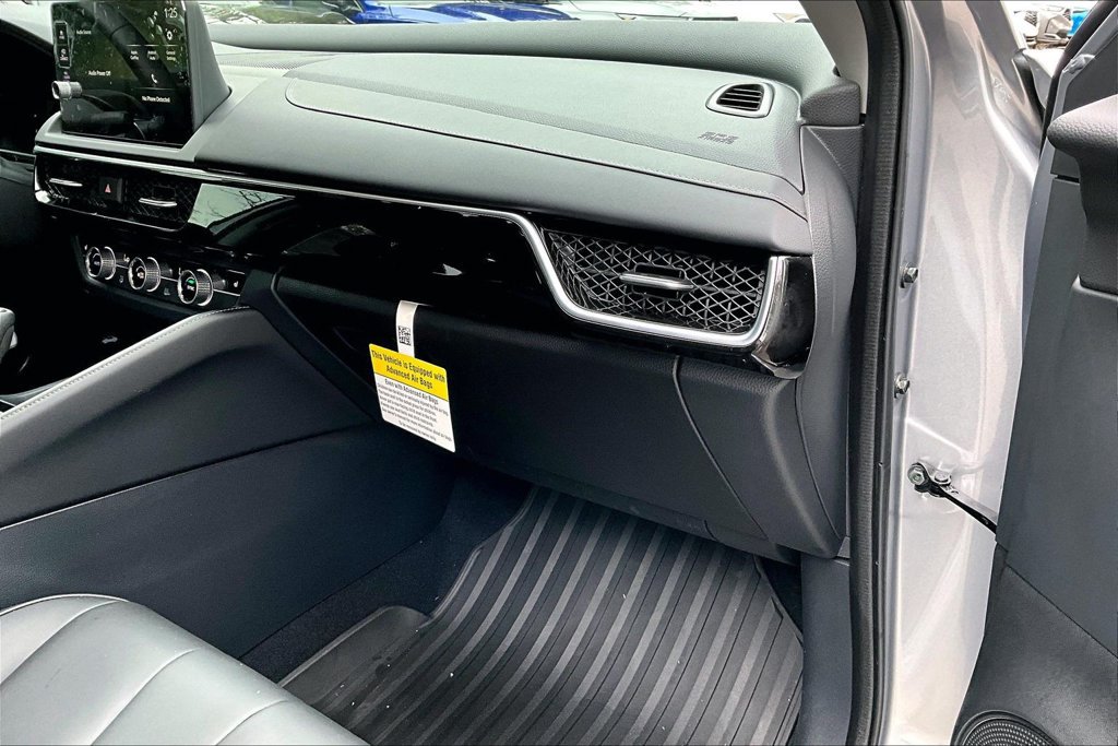 Certified 2026 Acura ADX FWD image 19