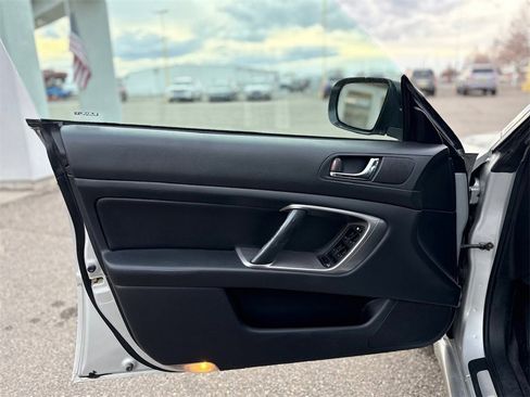 Used 2005 Subaru Legacy 2.5GT Limited image 10