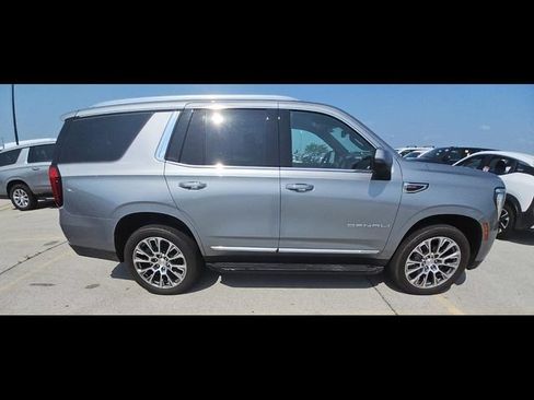 Used 2025 GMC Yukon Denali AWD/4WD image 7