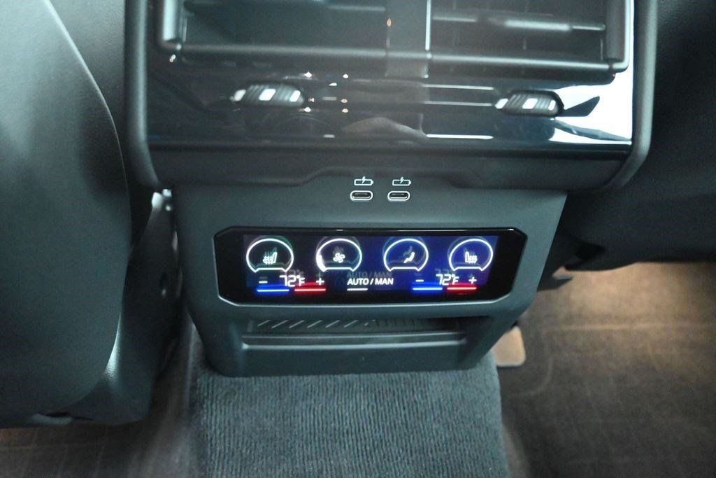 Used 2026 BMW M5 w/ Executive Package AWD/4WD image 13