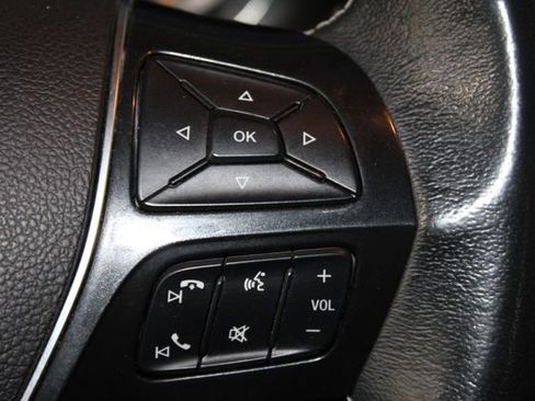Used 2017 Ford Explorer Platinum AWD/4WD image 26