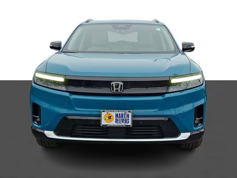 Certified 2024 Honda Prologue Touring image 2