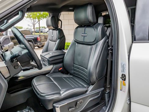 Used 2024 Ford F150 Platinum AWD/4WD image 30