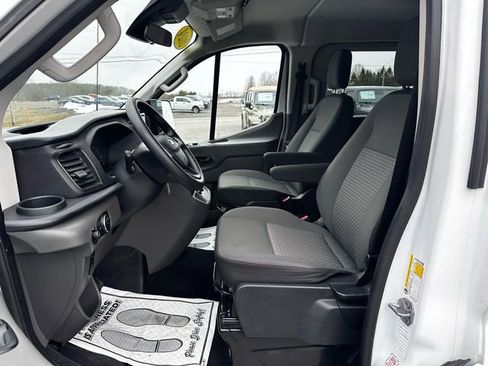 Used 2024 Ford Transit 350 XLT RWD image 9