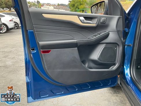 Used 2022 Ford Escape Titanium w/ Titanium Premium Package FWD image 26